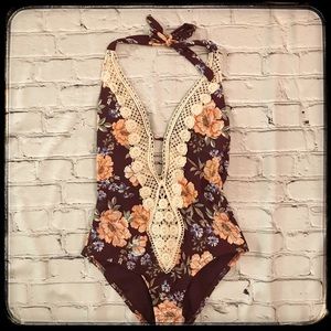 Kona Sol One Piece Floral Crochet Swimsuit…